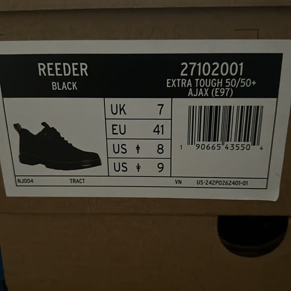 New in box Dr Martens Reeder utility shoes in black womens size 8 Men’s size 9 - Picture 9 of 9